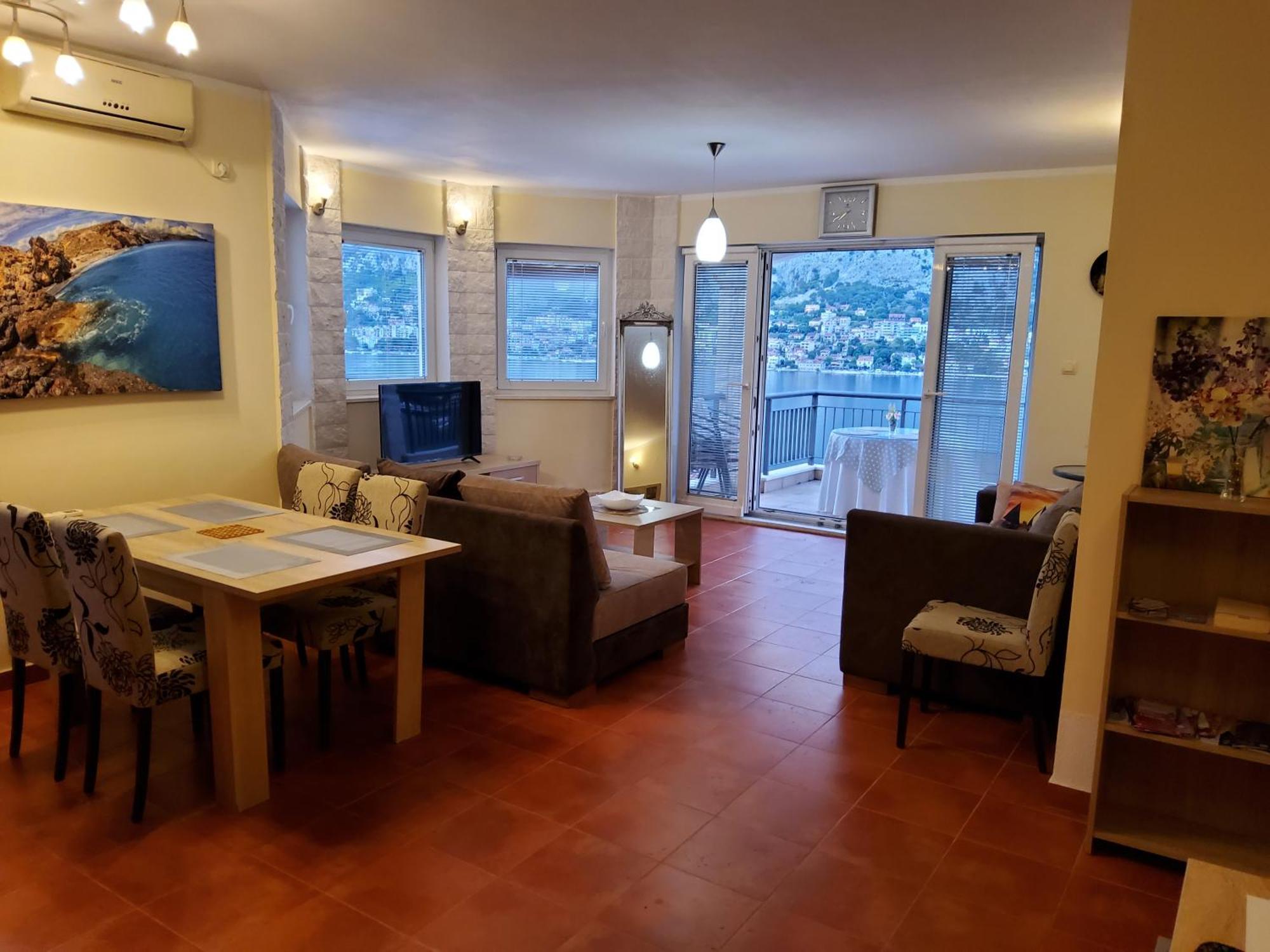 Radiant Apartment Котор Екстериор снимка