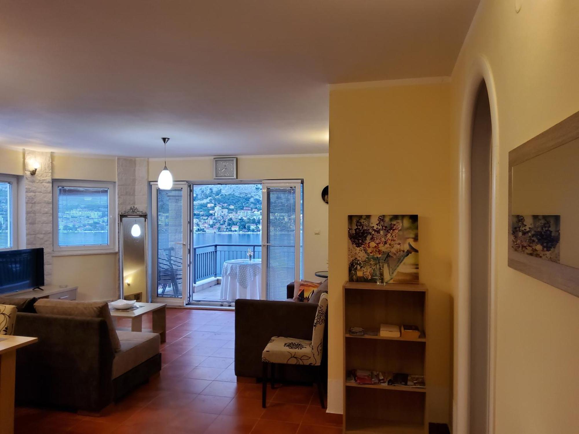 Radiant Apartment Котор Екстериор снимка