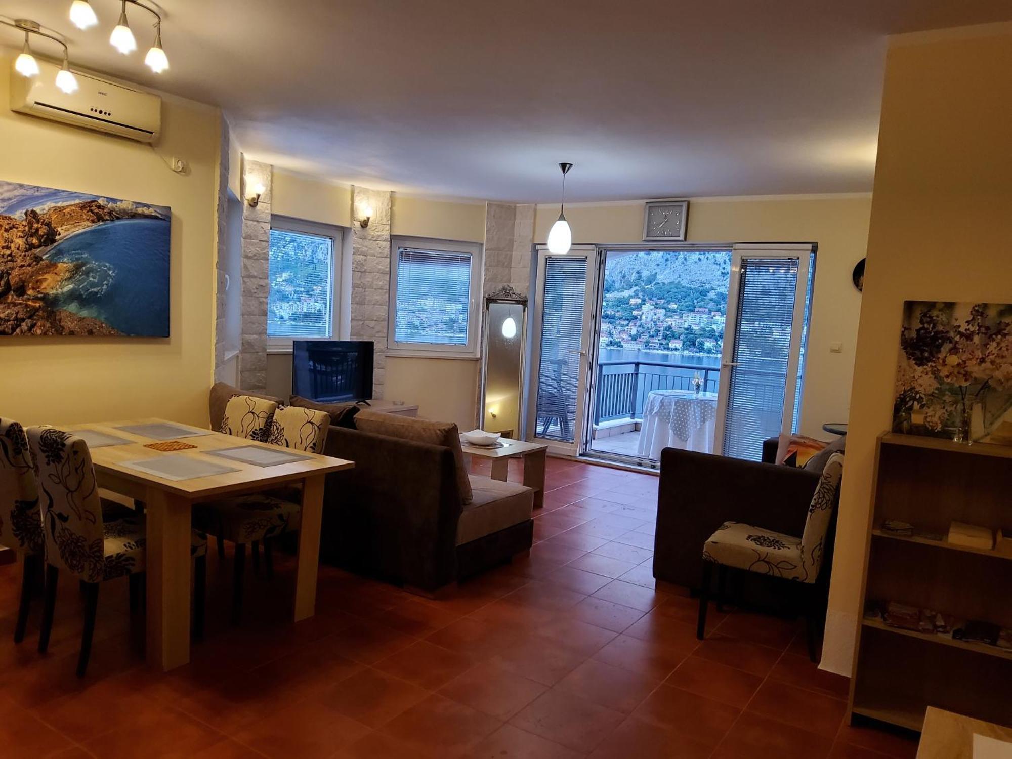 Radiant Apartment Котор Екстериор снимка
