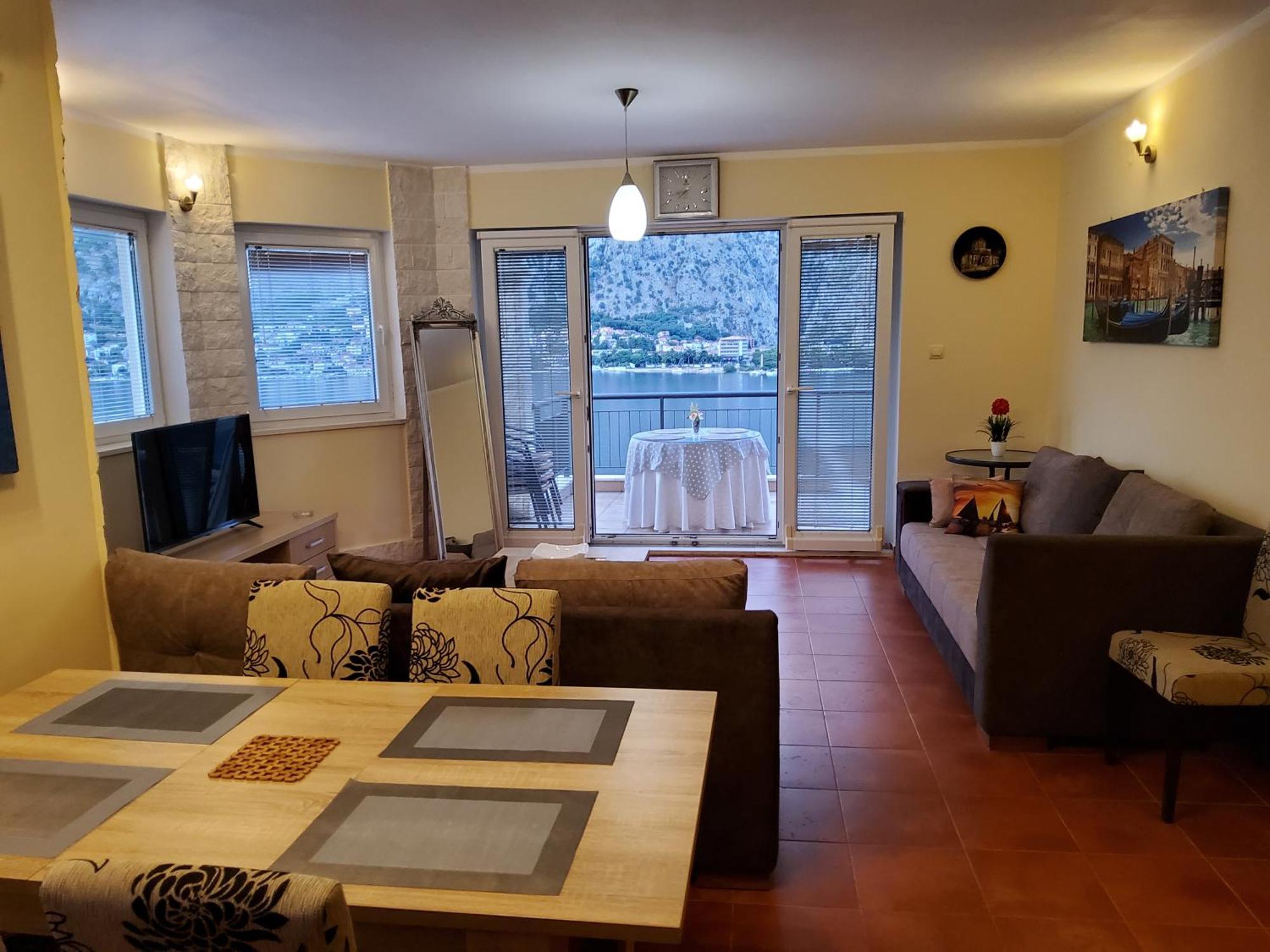Radiant Apartment Котор Екстериор снимка